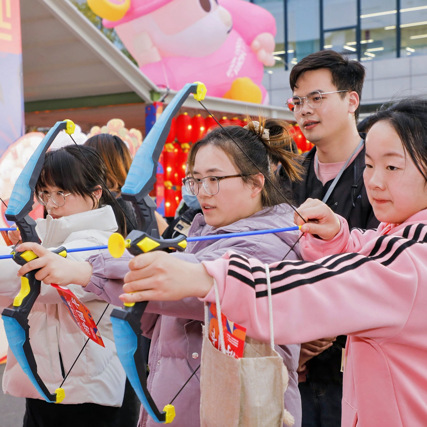 豐富多彩的員工活動(dòng)